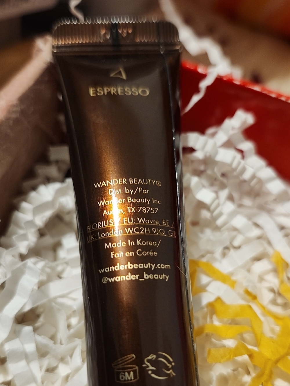 Skin, Eyes And Lips Beauty Bag - Picture 5 of 10